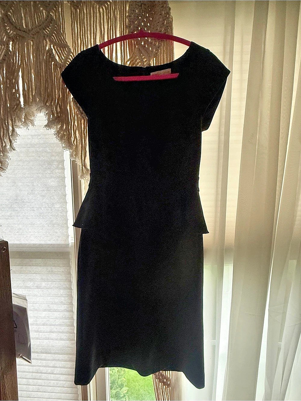 Rebecca Taylor Black Peplum Sheath, Midi Dress, gorgeous and popular, sz 4, euc